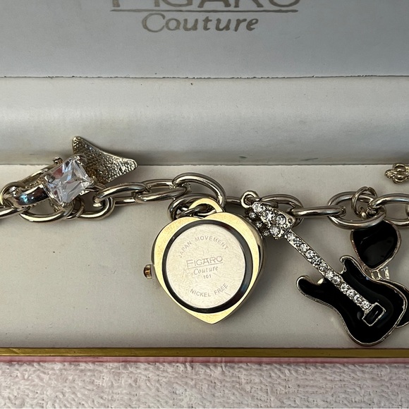 Vintage Figaro Couture Charm Bracelet Watch Never Used Still in Box - Picture 6 of 8